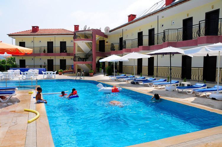 Las Palmeras Hotel Camyuva Exterior foto